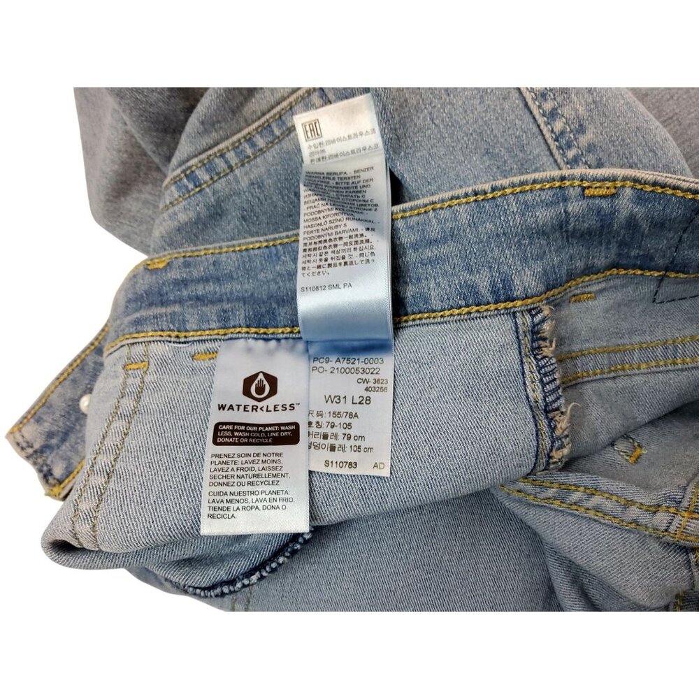 Levis Womens High-Rise Tapered Jeans Size 31x28 Recycled Denim Light Wash - Picture 12 of 13